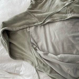 Brandy Melville cropped pale green hoodie